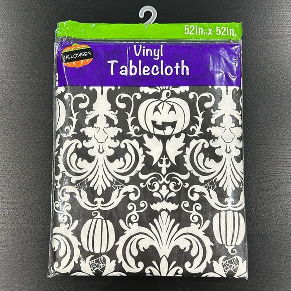 Halloween Vinyl Tablecloth - Picture 1 of 2
